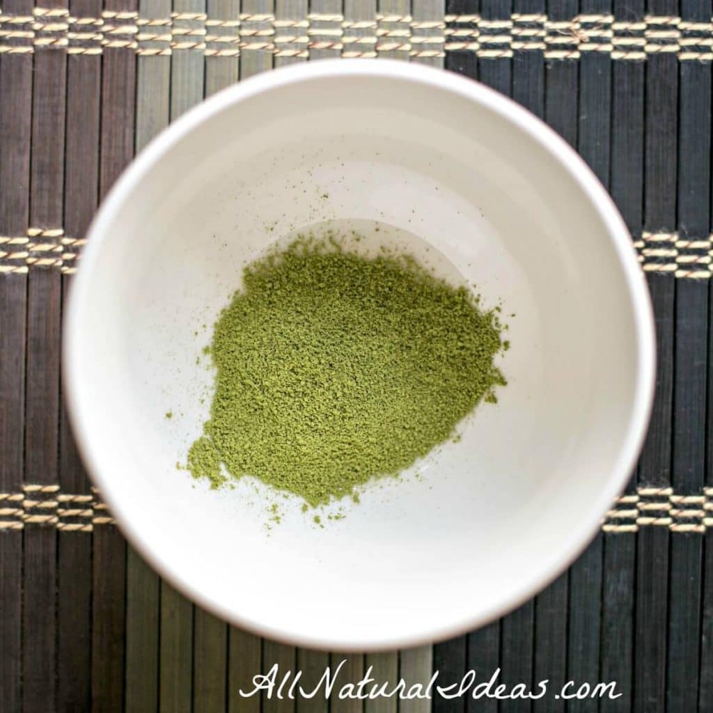 There are so many matcha green tea benefits. It's no wonder this Japanese tea has become so popular worldwide. It may just be the healthiest beverage!