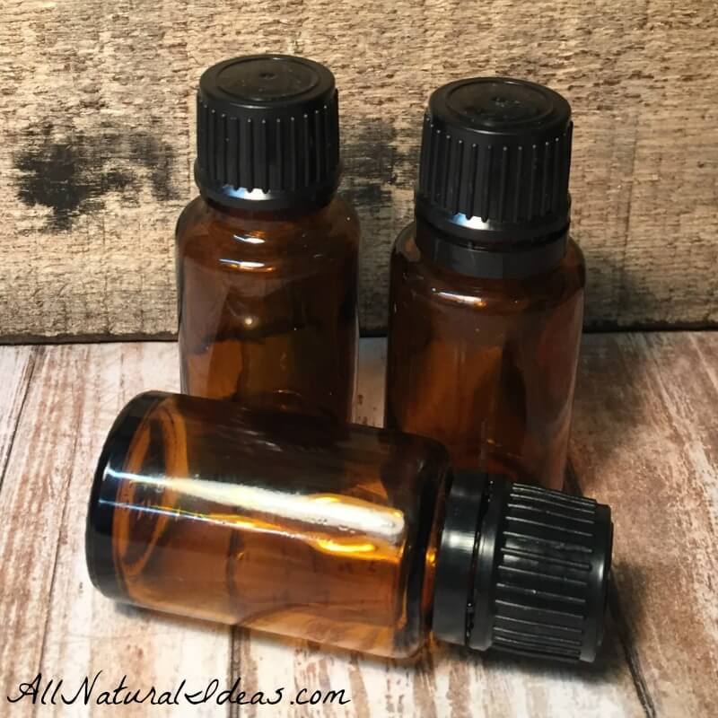 Essential oil supplies and accessories