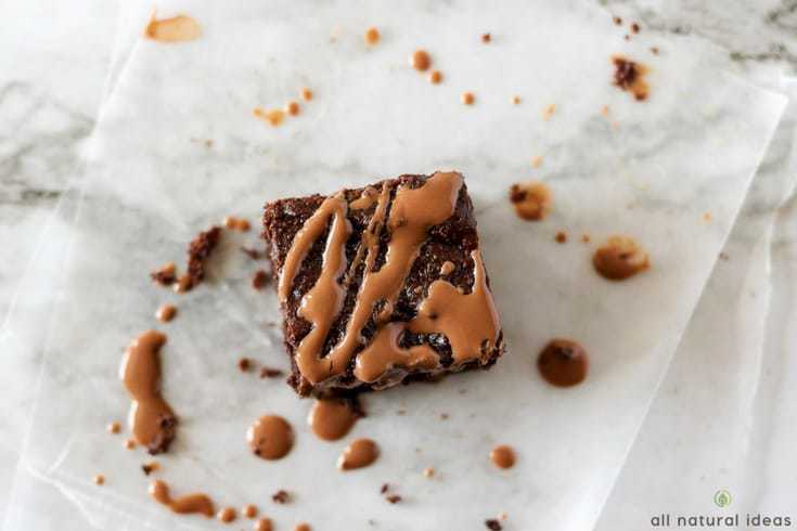 Paleo brownies recipe using paleo chocolate