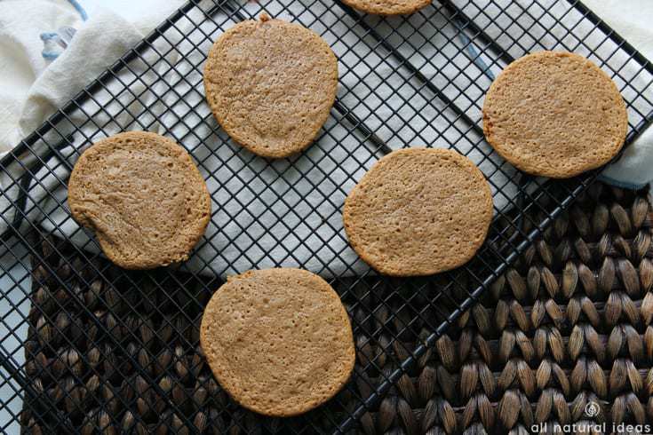 5-ingredient paleo cookies on rack